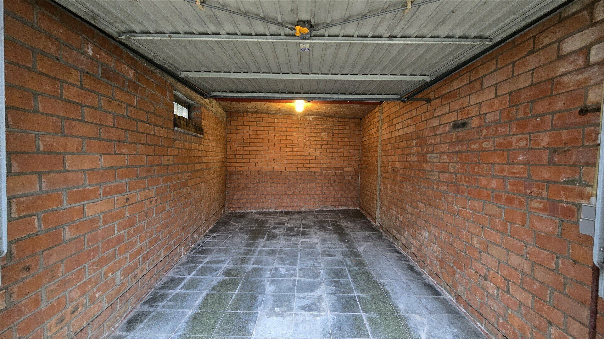 Parking - gesloten garagebox te huur in Leuven