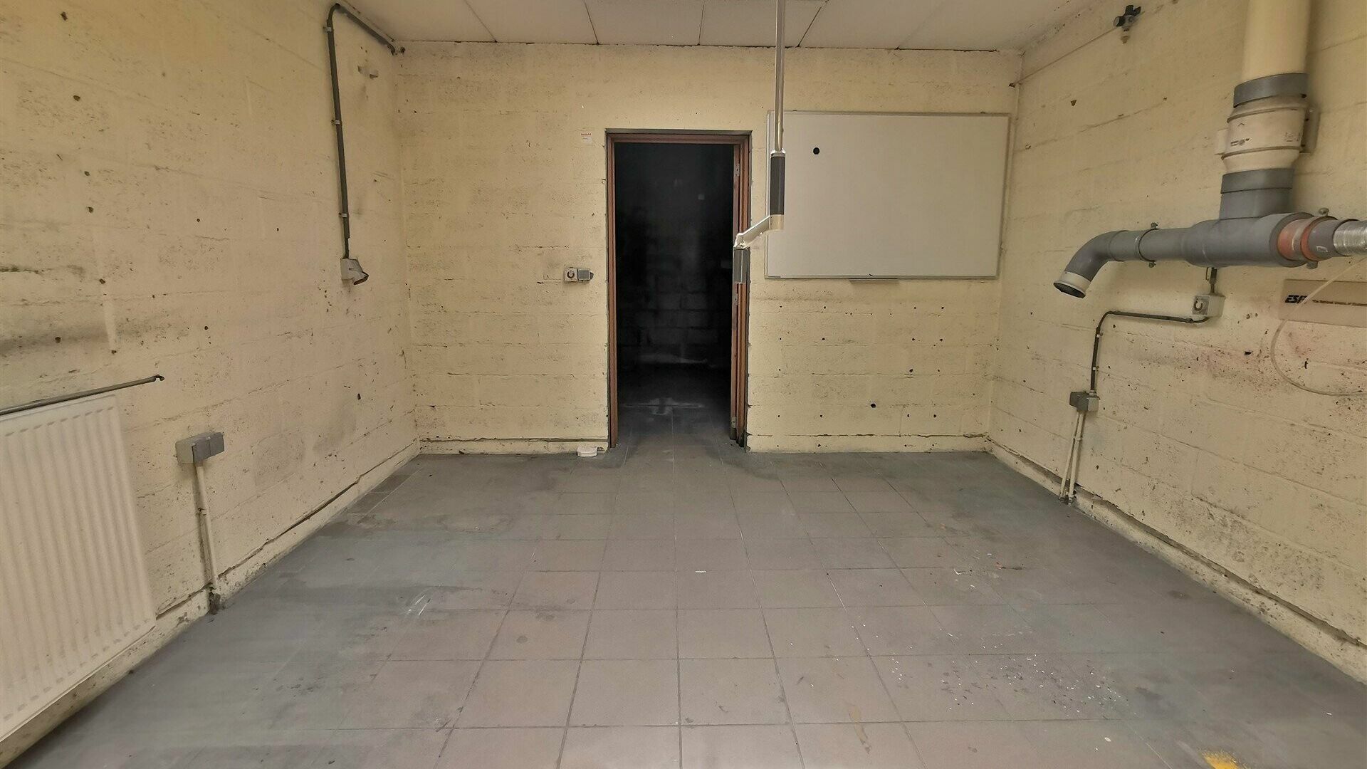 Retail space for sale in HERENT