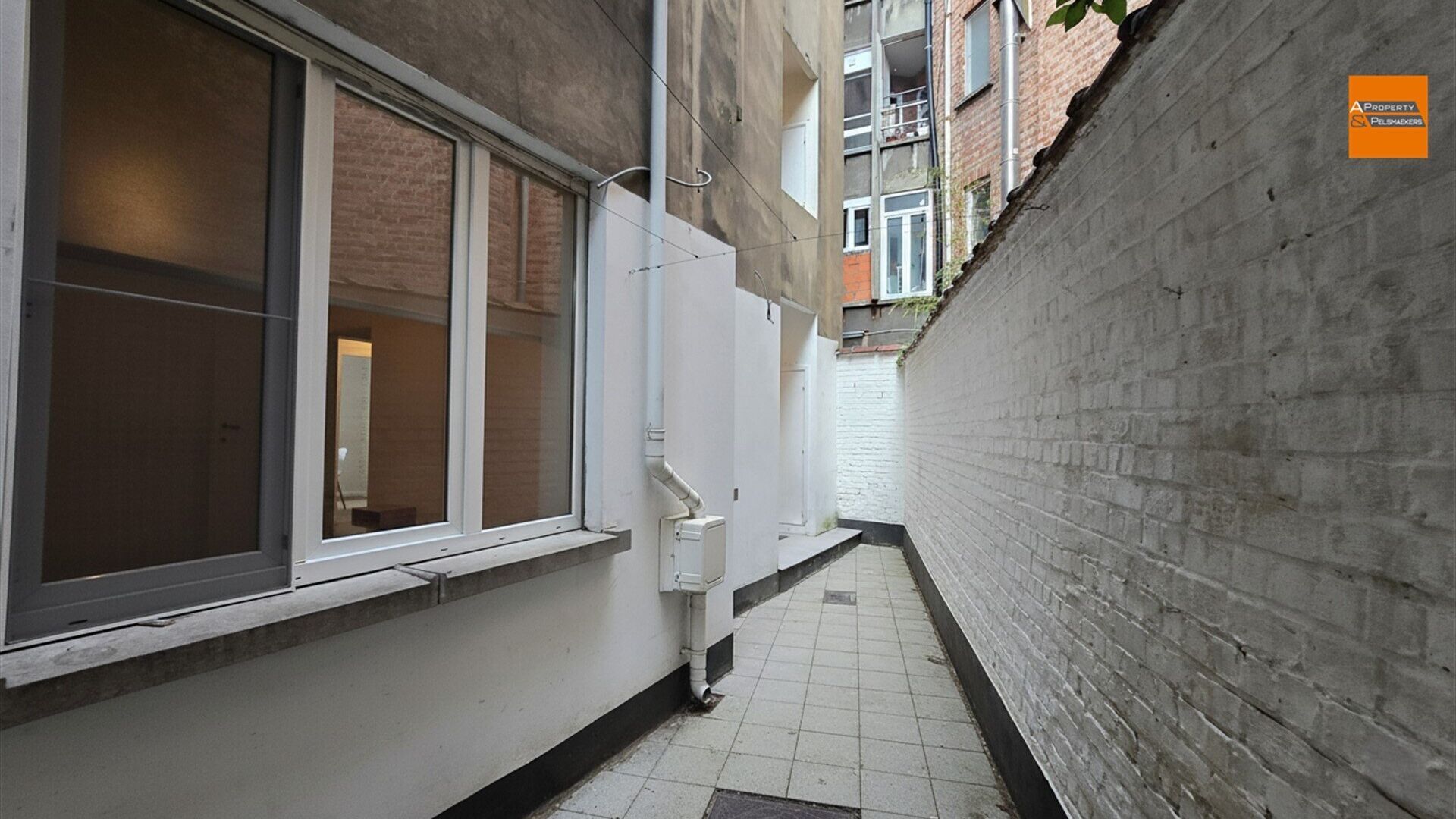 Rez-de-Chaussée à louer à ETTERBEEK