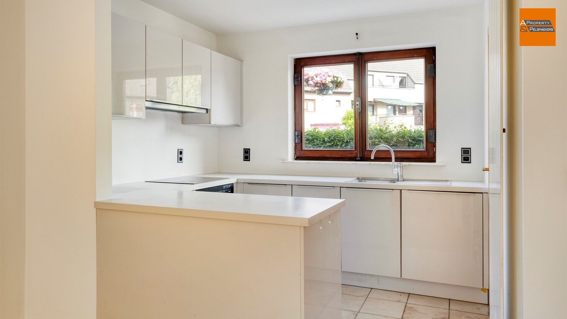 Rez-de-Chaussée à vendre à SINT-STEVENS-WOLUWE