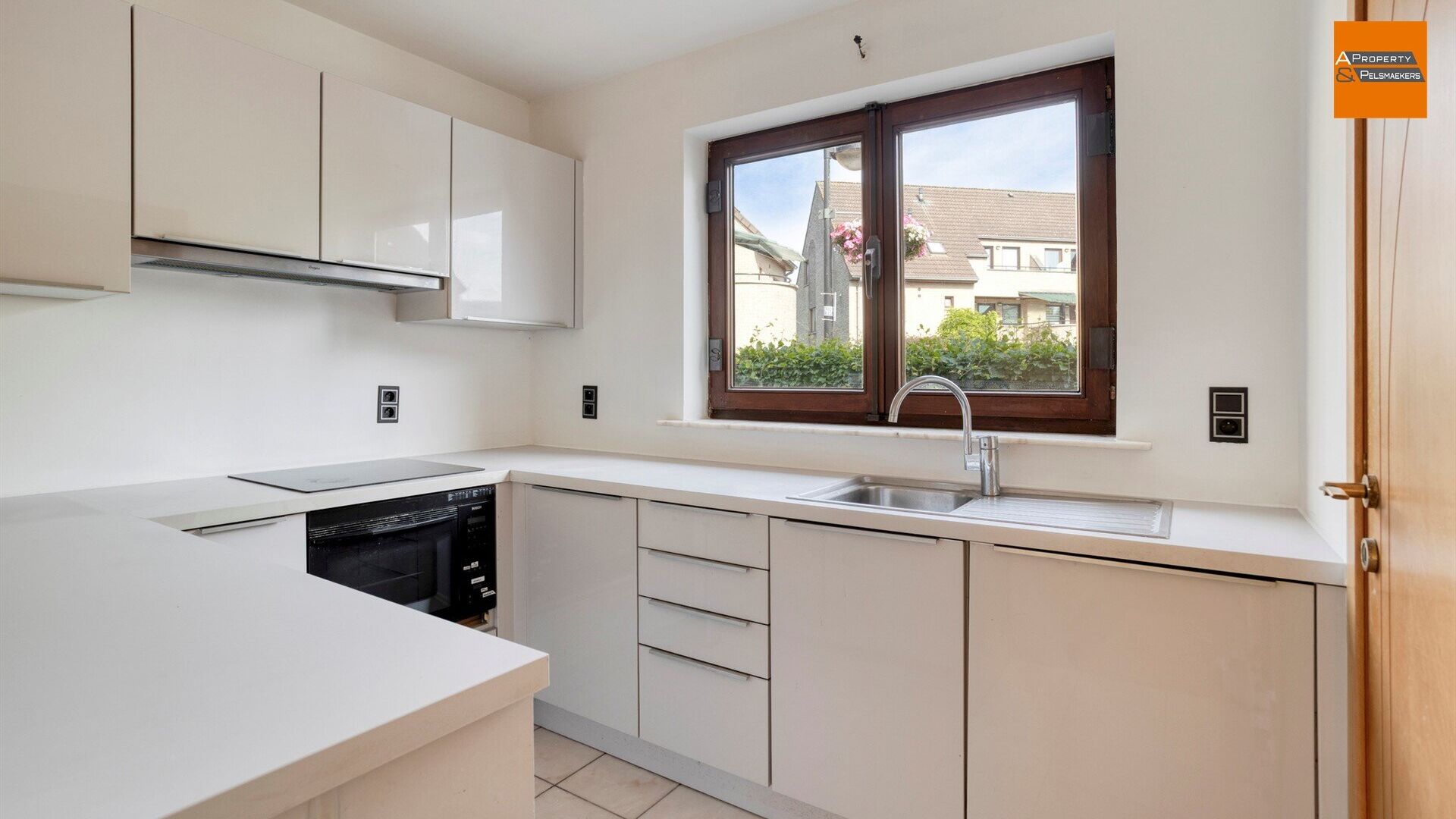 Rez-de-Chaussée à vendre à SINT-STEVENS-WOLUWE