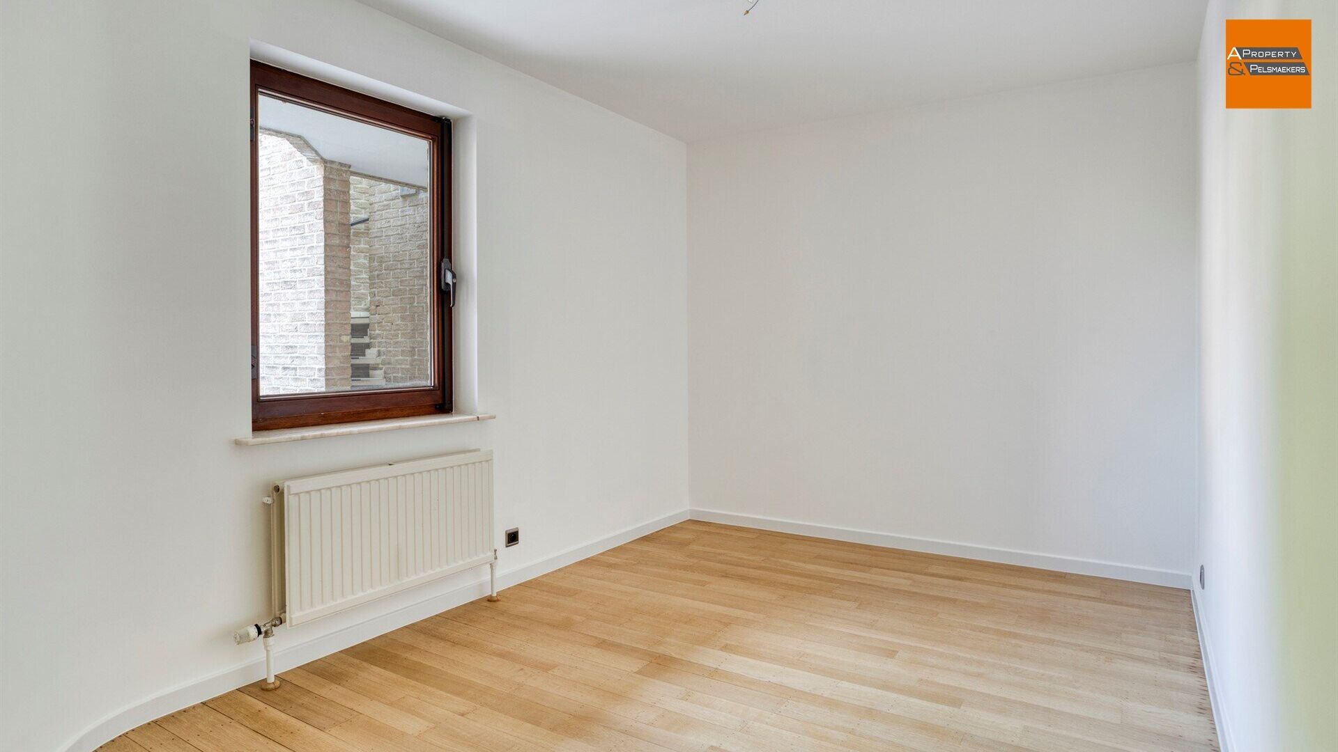 Rez-de-Chaussée à vendre à SINT-STEVENS-WOLUWE