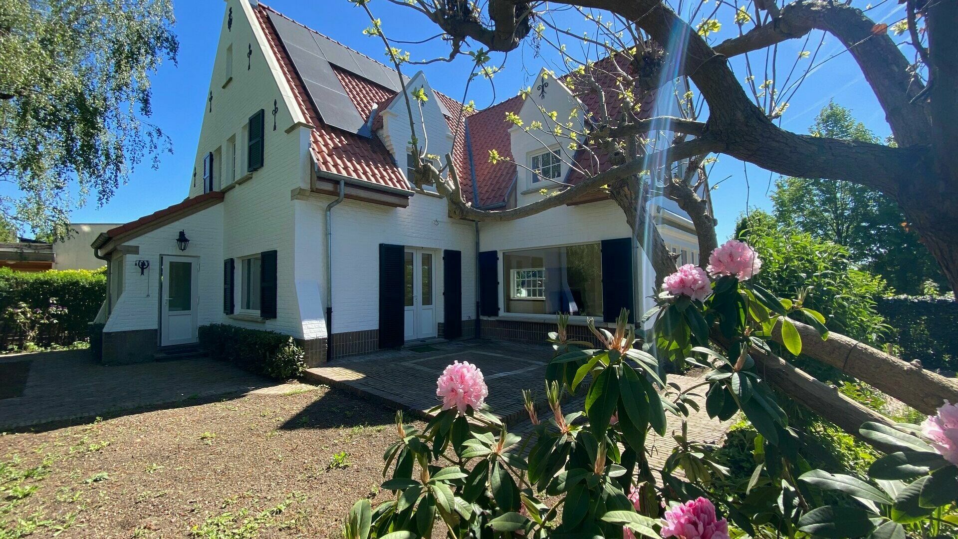 Villa for rent in STERREBEEK