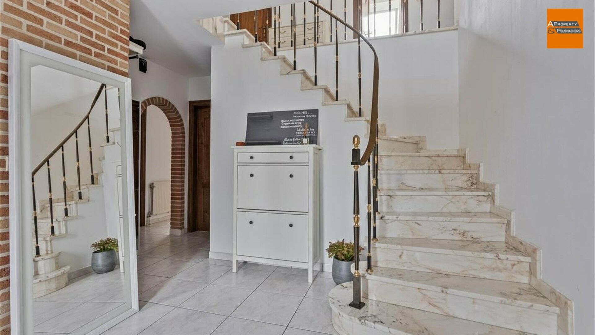 Villa for sale in EVERBERG