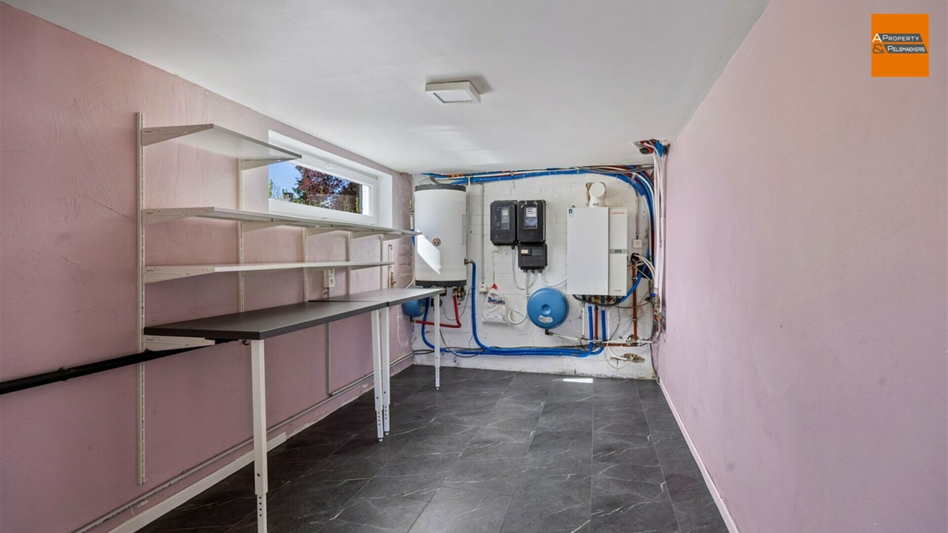 Villa for sale in KAMPENHOUT