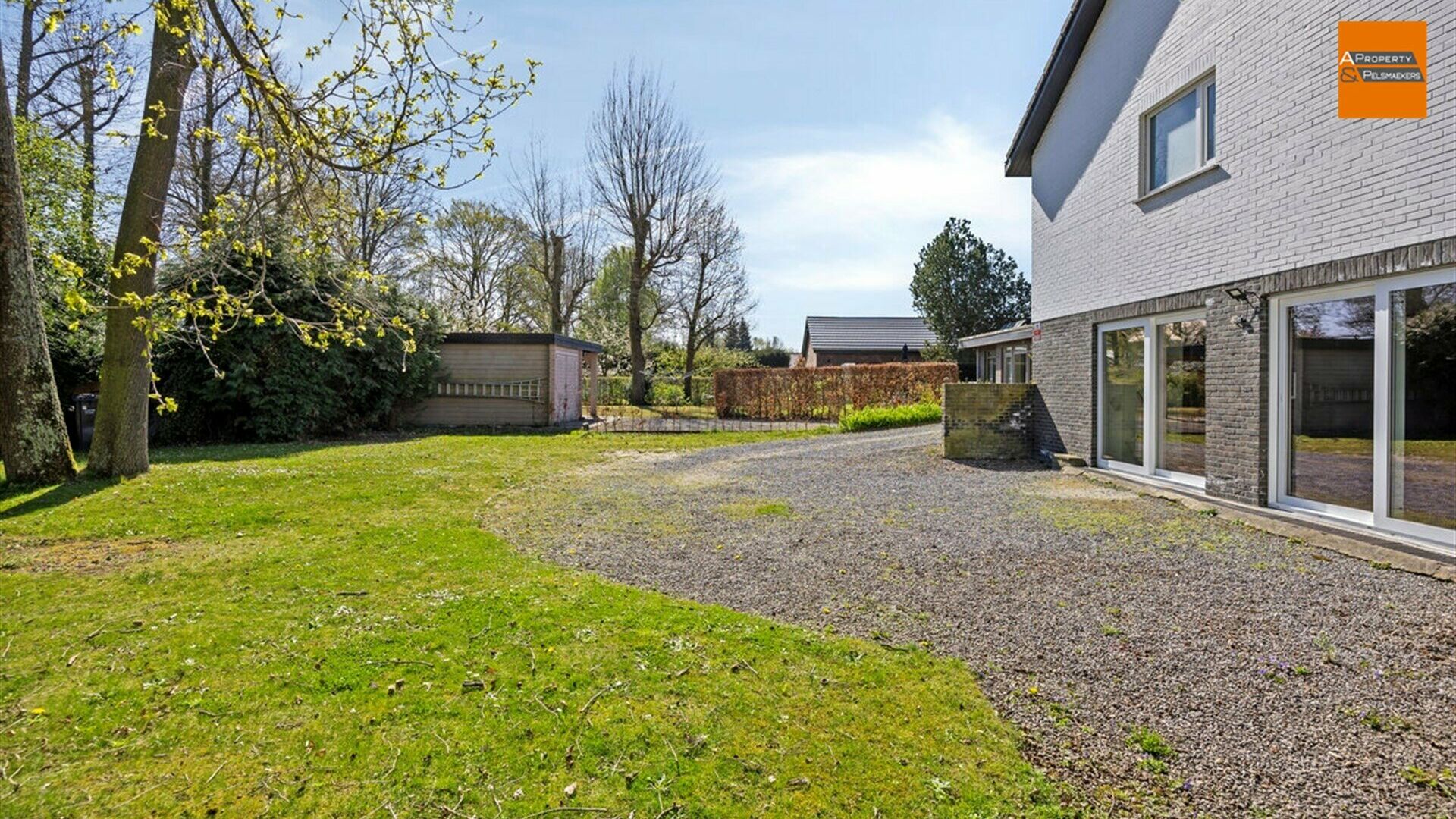 Villa for sale in KAMPENHOUT