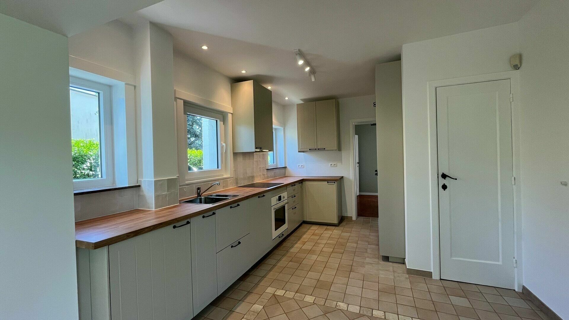 Villa te huur in STERREBEEK