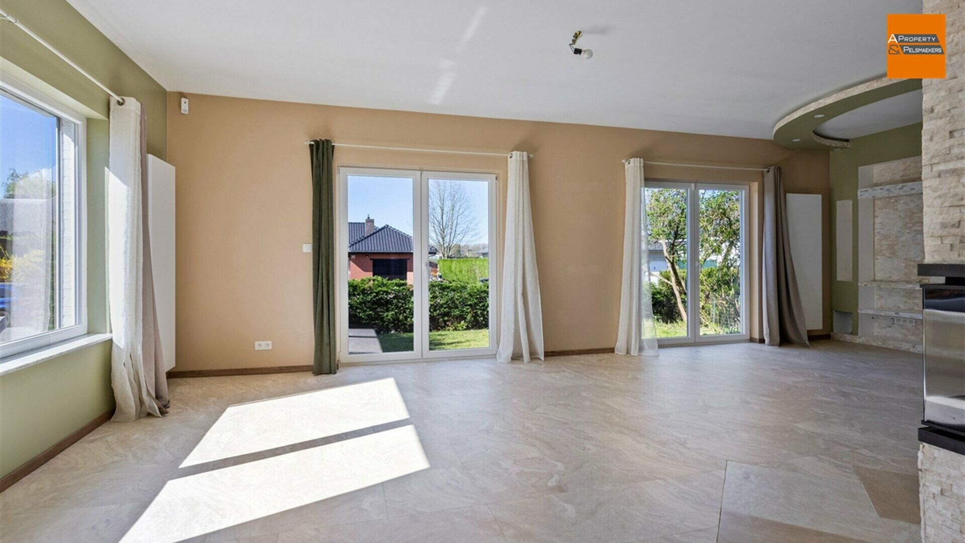 Villa te koop in KAMPENHOUT
