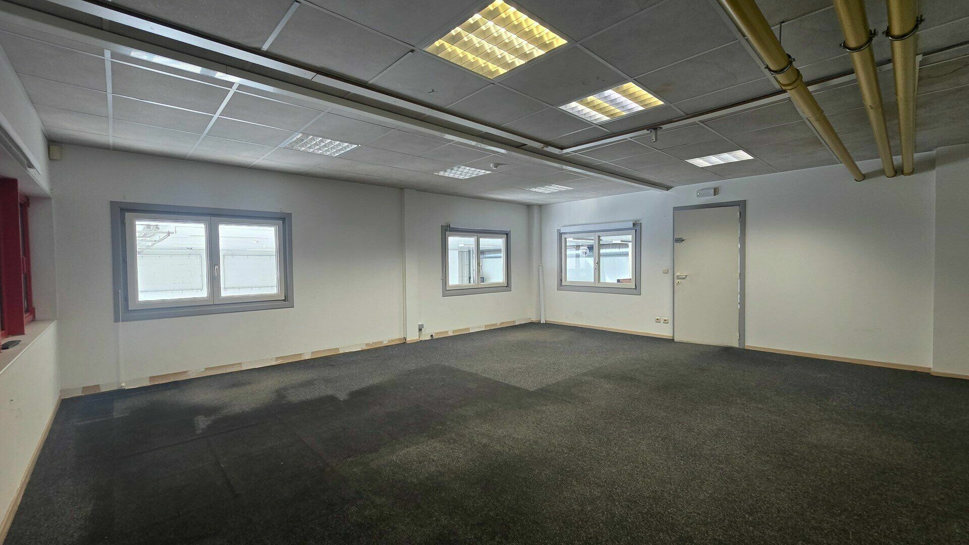 Warehouse for rent in HERENT