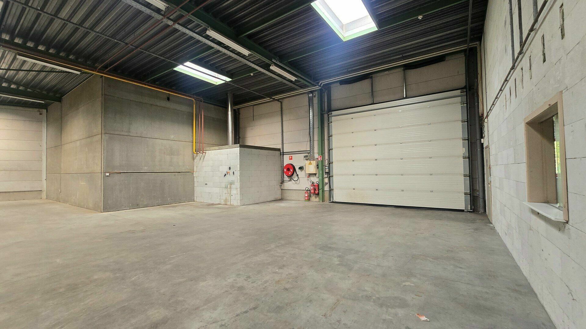 Warehouse for rent in HERENT