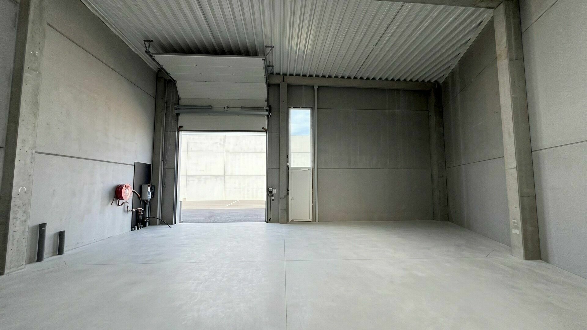 Warehouse for rent in KAMPENHOUT
