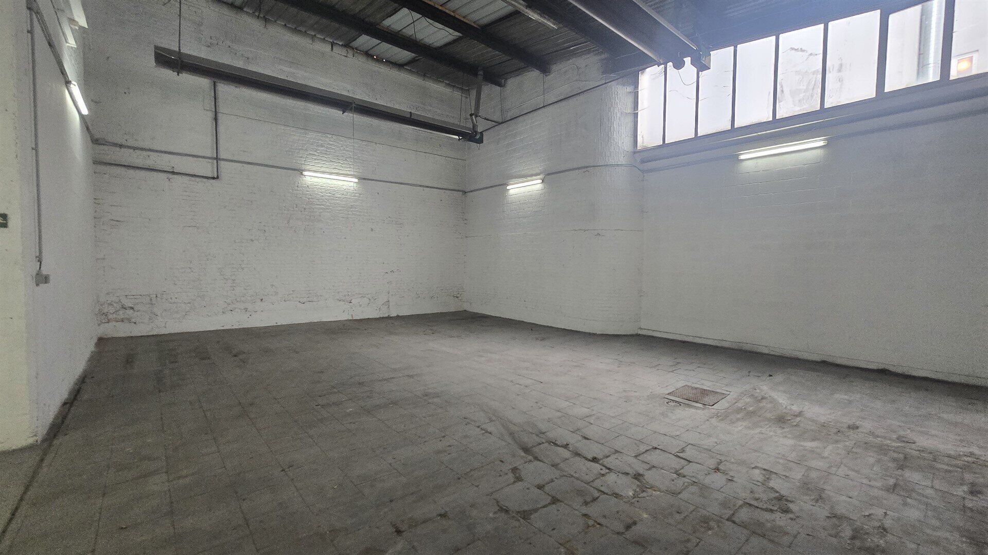 Warehouse for rent in BRUSSEL