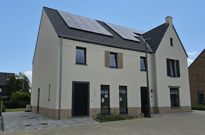 House for rent in STERREBEEK