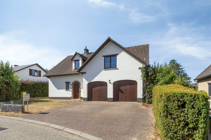 House for sale in MEERBEEK