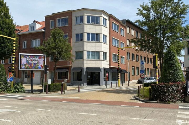 Opbrengsteigendom te koop in KRAAINEM