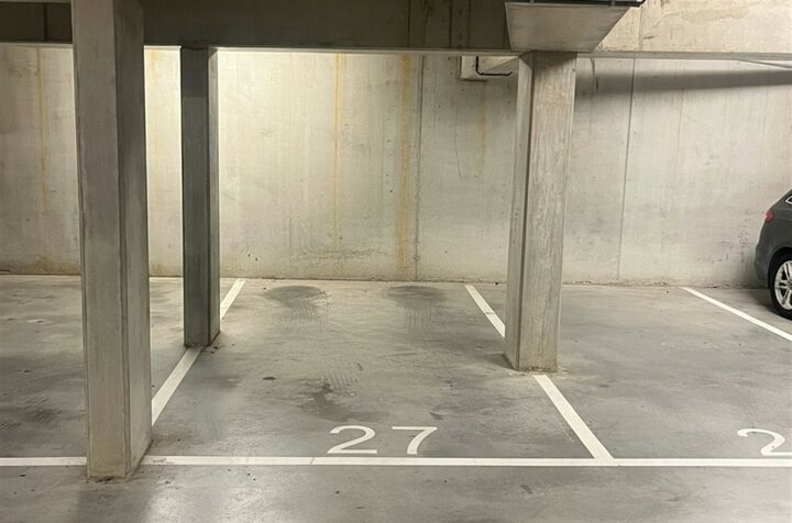 Parking - Binnenstaanplaats te huur in KORTENBERG