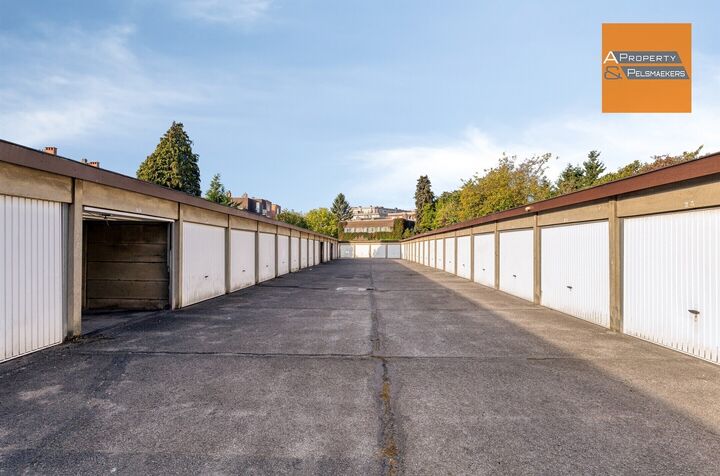 Parking - gesloten garagebox &agrave; vendre &agrave; ANDERLECHT